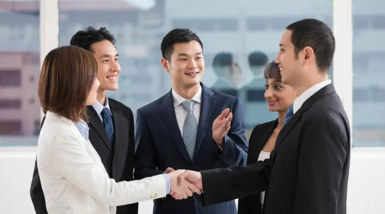 How Can I Get a Singapore Work Visa Without a Job Offer?